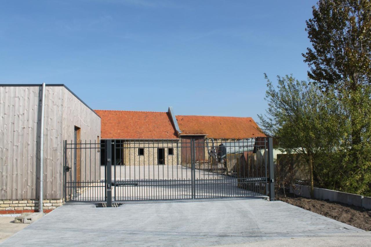 Bibi'S Boerderij Acomodação com café da manhã Veurne Exterior foto